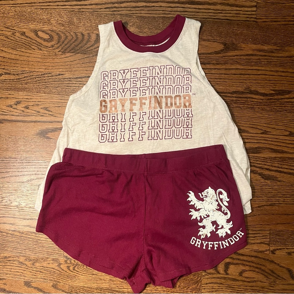 Gryffindor Harry Potter Tank Top & Shorts Sleepwear Set - Size Medium